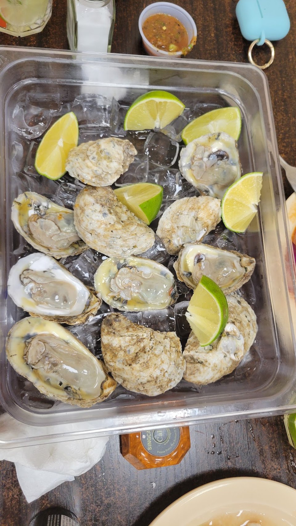 Dosena De Oysters